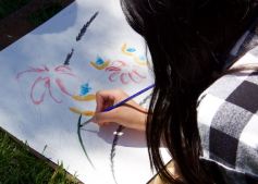 Studio art students working on Be One with Nature: Painting your Surrounding - Jane Ryder (IA)